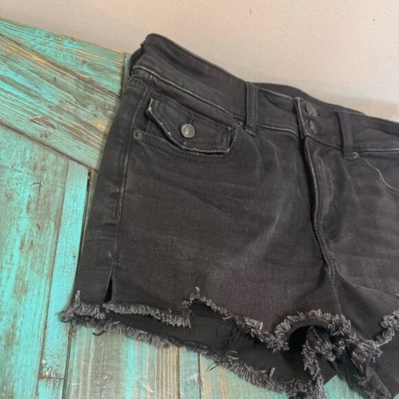 American Eagle Black Shortie Shorts Raw Hem Size 8 Casual - Picture 3 of 9